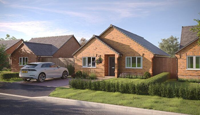 3 Bedroom Bungalow For Sale In Elmstone Place, Stone, Aylesbury, HP17