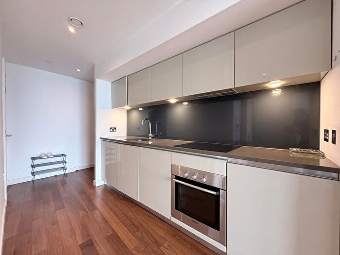2 Bedroom Apartment To Rent In City Loft, St Pauls Square, Sheffield, S1