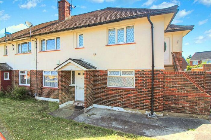 2 Bedroom Maisonette To Rent In Duchess Of Kent Drive, Chatham, Kent, ME5