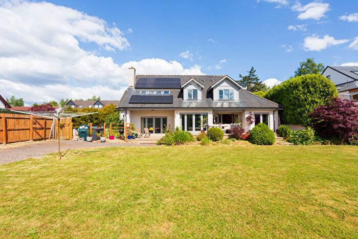 5 Bedroom Detached House For Sale In Corstorphine Road, Thornhill, DG3