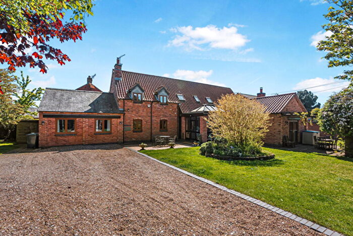 5 Bedroom Barn Conversion For Sale In Mowbray House, Wilford Road, NG11