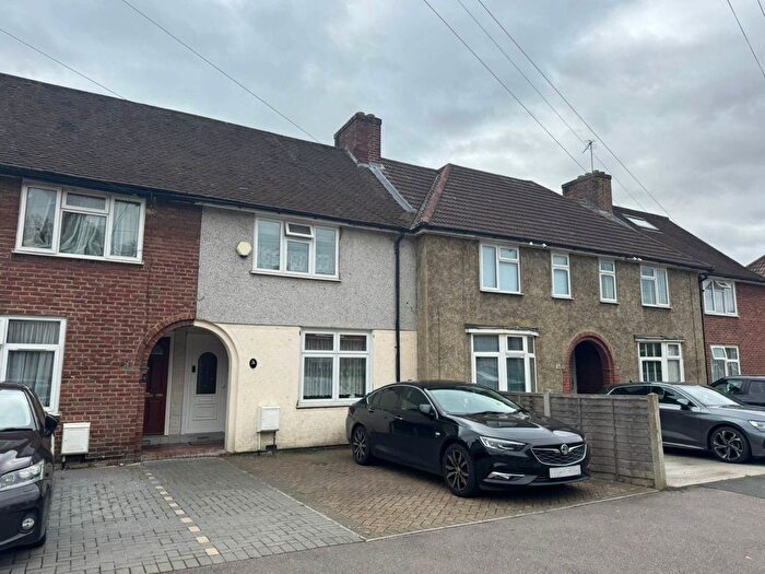 2 Bedroom Semi Detached House For Sale In Marlborough Road, Dagenham, RM8