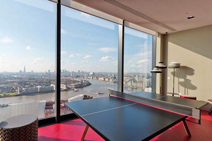 Studio For Sale In Landmark Pinnacle, Westferry Road, E14