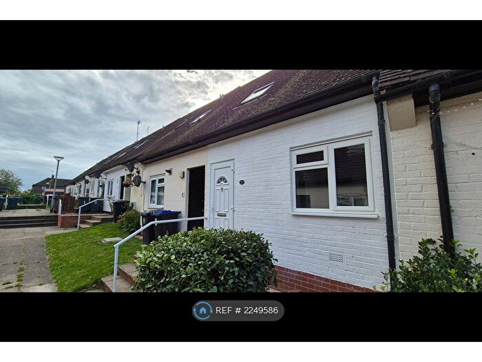 2 Bedroom Terraced House To Rent In Bullfields, Sawbridgeworth, CM21