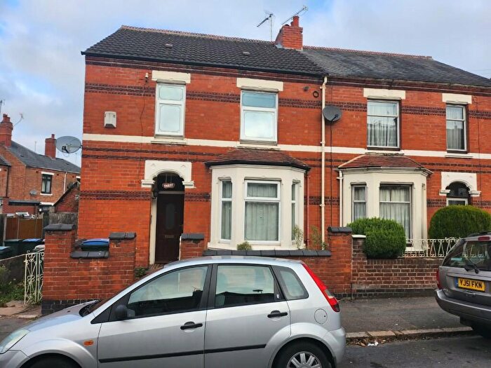 4 Bedroom Semi Detached House To Rent In Upper Stoke, Coventry, West Midlands, CV2