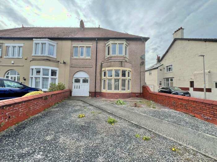 1 Bedroom Apartment For Sale In Lytham Road, South Shore, FY4