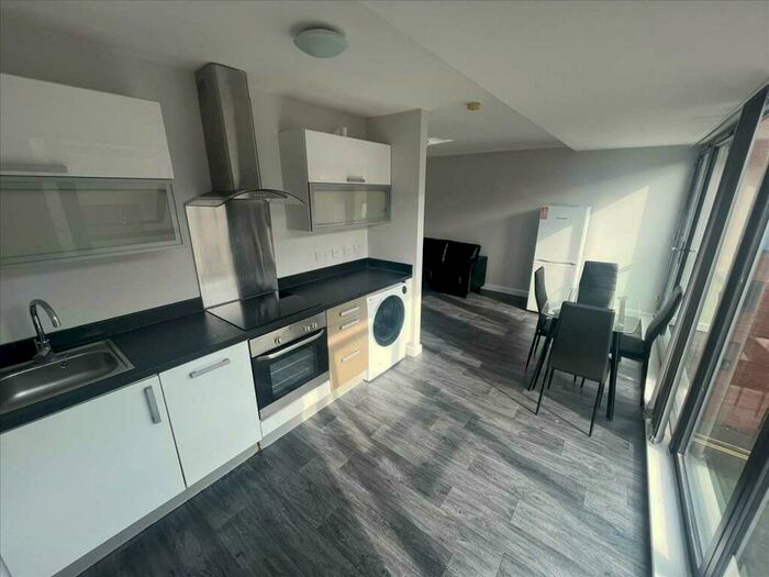1 Bedroom Apartment To Rent In Bridpoint, - Bridport Street, Liverpool, L3