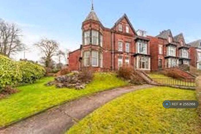 1 Bedroom Flat To Rent In Oakwood Avenue, Leeds, LS8