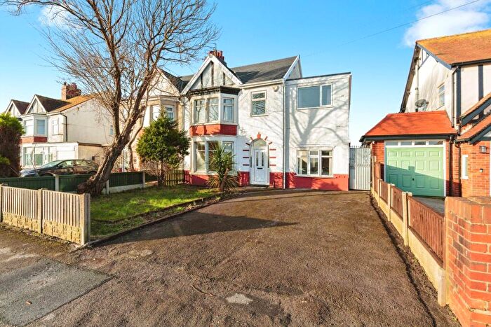 5 Bedroom Semi-Detached House For Sale In Broadway, Thornton-Cleveleys, Lancashire, FY5