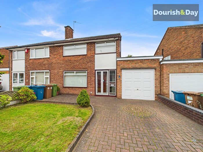 3 Bedroom Semi-detached House For Sale In Porlock Avenue, Stafford, ST17