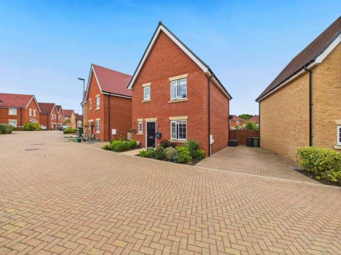 3 Bedroom Detached House For Sale In Nightingale Drive, Halstead, CO9