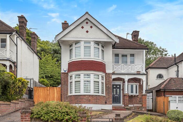 4 Bedroom Detached House To Rent In Old Park Ridings, London, N21