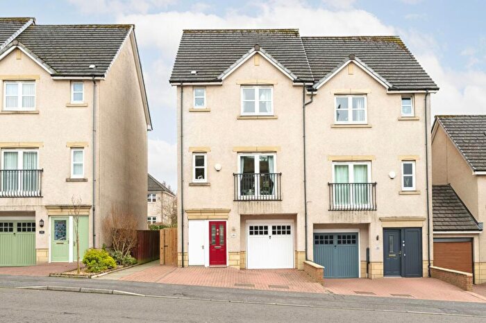 4 Bedroom Semi Detached House For Sale In Academy Place, Bathgate, EH48