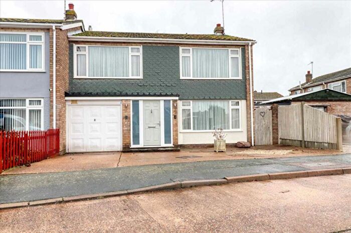 4 Bedroom Semi Detached House For Sale In Ash Close, Clacton On Sea, CO15