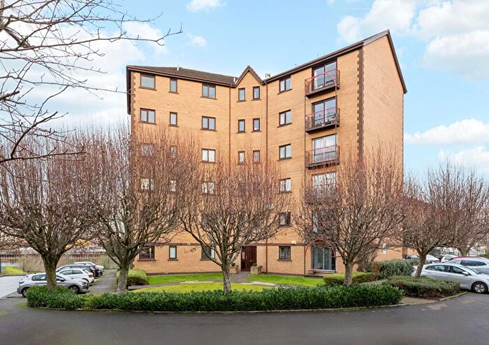 3 Bedroom Flat For Sale In Riverview Gardens, Glasgow, G5