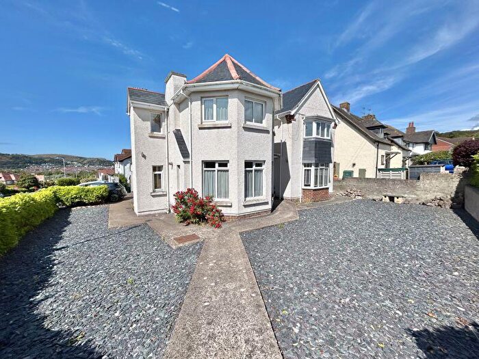 4 Bedroom Detached House For Sale In Deganwy Road, Llanrhos, LL30