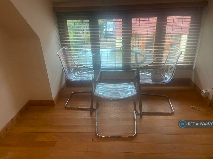 1 Bedroom Flat To Rent In Upchurch, Sittingbourne, ME9