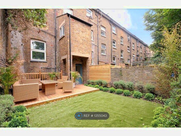 2 Bedroom Terraced House To Rent In Camberwell New Road, London, SE5