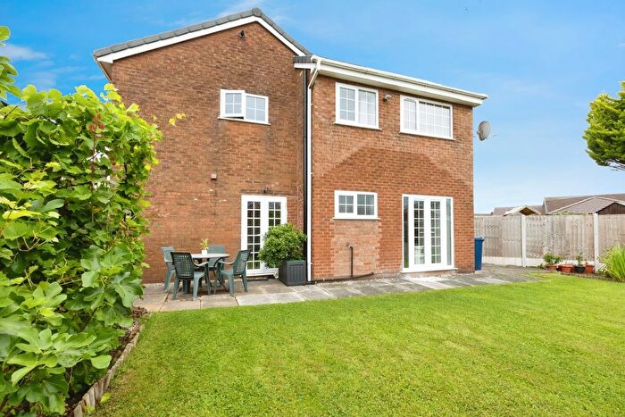 4 Bedroom Detached House For Sale In Winster Close, Hoghton, Preston, Lancashire, PR5