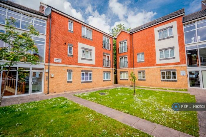 3 Bedroom Flat To Rent In Isabelle Court, Kettering, NN16
