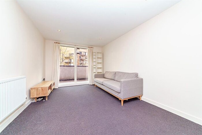 1 Bedroom Flat To Rent In Baquba Building, Lewisham, SE13