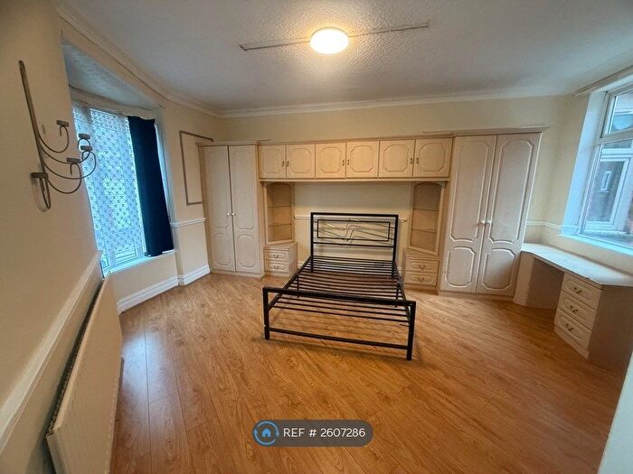 3 Bedroom Terraced House To Rent In Ellis Avenue, Leicester, LE4