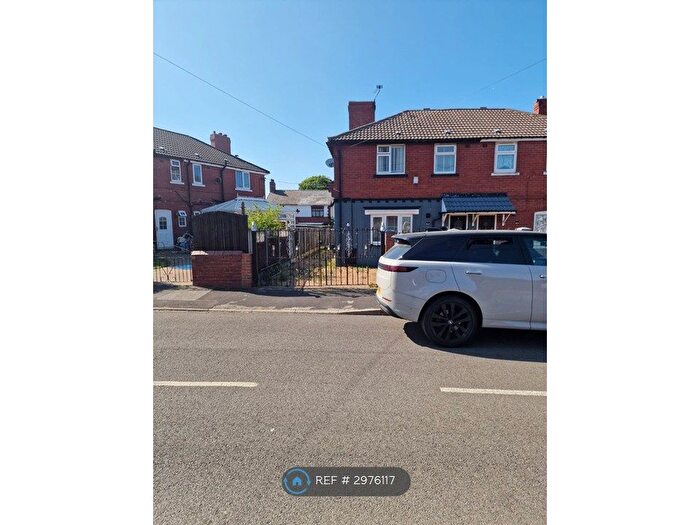 3 Bedroom Semi-Detached House To Rent In Fullerton Crescent, Rotherham, S65