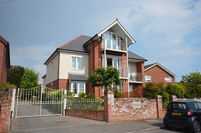 2 Bedroom Flat To Rent In The Point, Southern Road, Lymington, Hampshire, SO41