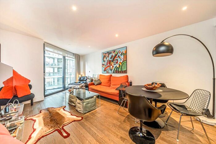 2 Bedroom Flat For Sale In Riverlight Quay, Nine Elms, SW11