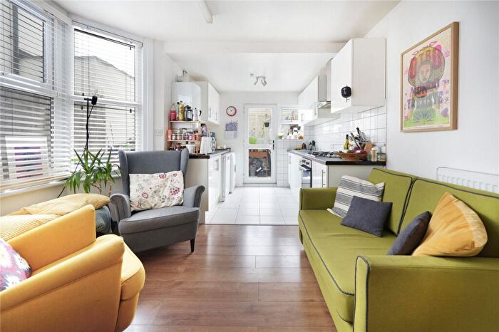 3 Bedroom Terraced House For Sale In Borwick Avenue, Walthamstow, London, E17