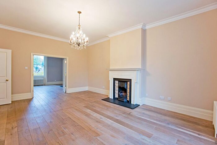 5 Bedroom Flat To Rent In Thurlow Road, Hampstead, London, NW3