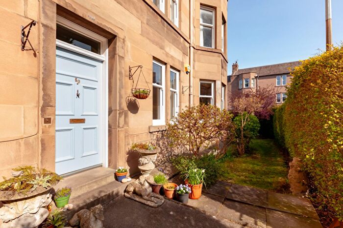 3 Bedroom Flat For Sale In Learmonth Crescent, Comely Bank, Edinburgh, EH4