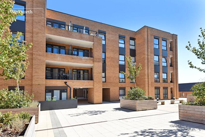 2 Bedroom Apartment For Sale In London Road, Wallington, SM6