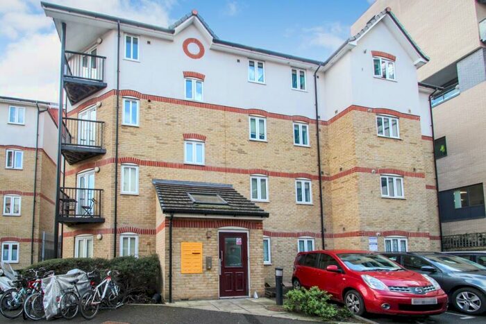 2 Bedroom Apartment To Rent In Bellmaker Court, St. Pauls Way, London, Greater London, E3