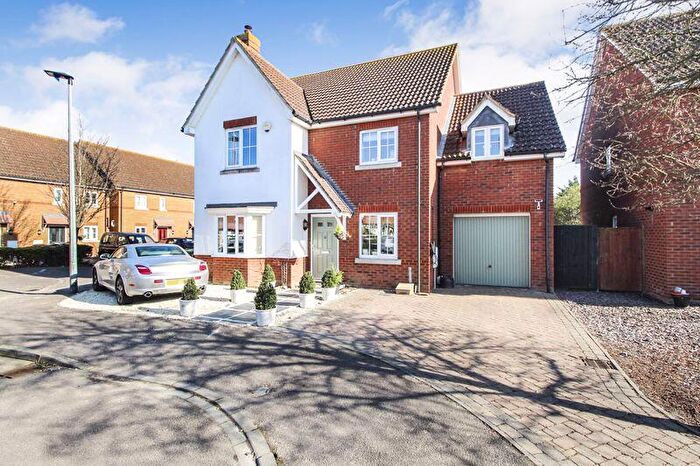 5 Bedroom Detached House For Sale In Trow Close, Cotton End, MK45