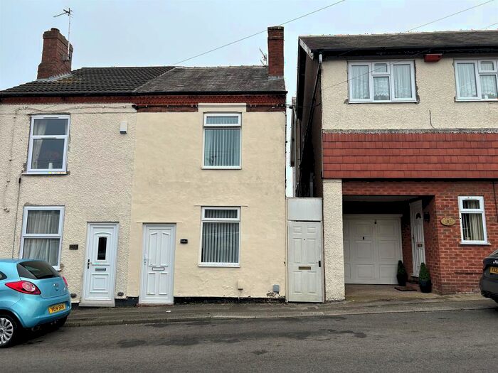 2 Bedroom Semi-Detached House For Sale In Lynncroft, Eastwood, Nottingham, NG16