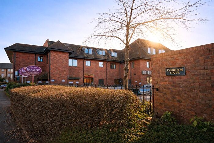 2 Bedroom Flat For Sale In Freelands Road, Cobham, Surrey, Surrey, KT11