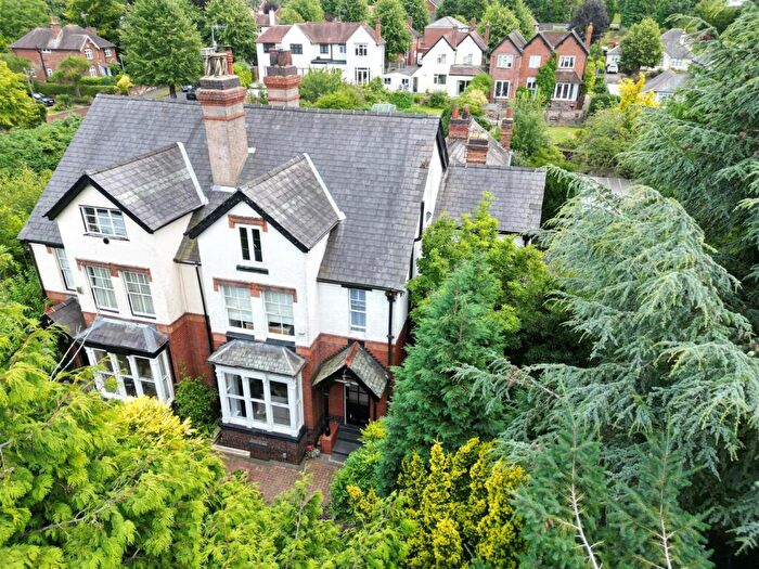 7 Bedroom Semi Detached House For Sale In Chester Road South, Kidderminster, DY10