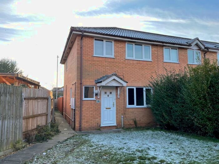 3 Bedroom House To Rent In Bowness Way, Gunthorpe, Peterborough, PE4