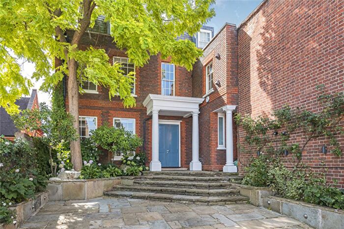 8 Bedroom Link Detached House For Sale In Ormond Road, Richmond, Surrey, TW10