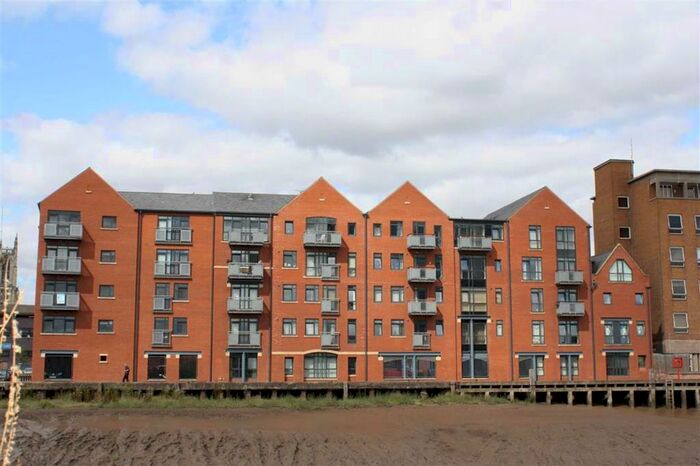 2 Bedroom Flat To Rent In Trinity Wharf, High Street, Hull, HU1