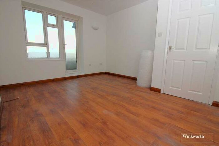 1 Bedroom Flat To Rent In Lemsford Court, Borehamwood, WD6