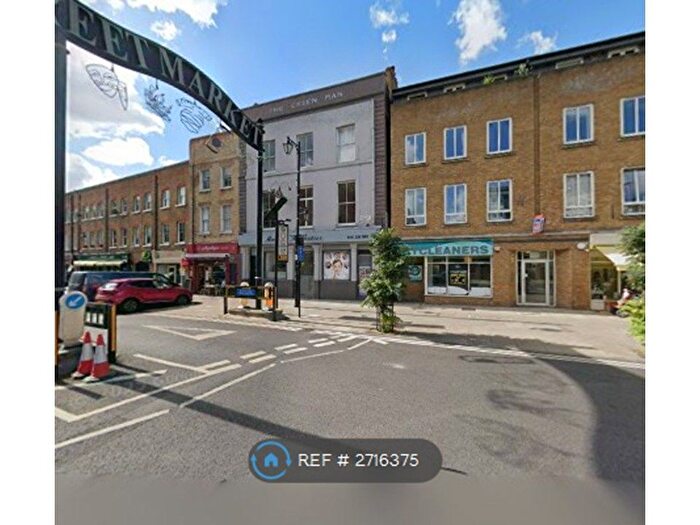 2 Bedroom Flat To Rent In Market Court, London, N1