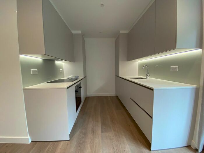 1 Bedroom Flat To Rent In Crouch End Hill, London, N8