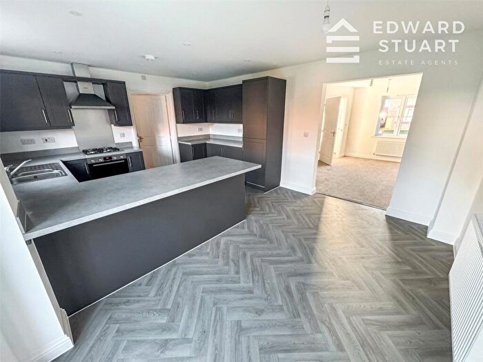 4 Bedroom Detached House For Sale In St. Marys Avenue, Wittering, Peterborough, Cambridgeshire, PE8