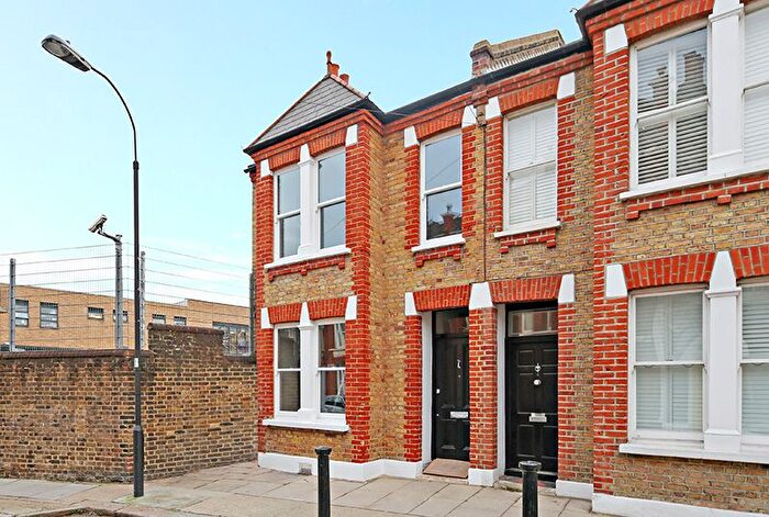 5 Bedroom Terraced House To Rent In Jubilee Terrace, Burlington Road, London, SW6