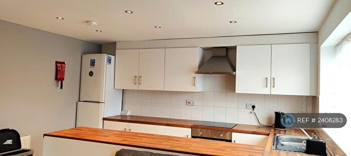 4 Bedroom Terraced House To Rent In Hedderley Walk, Nottingham, NG3