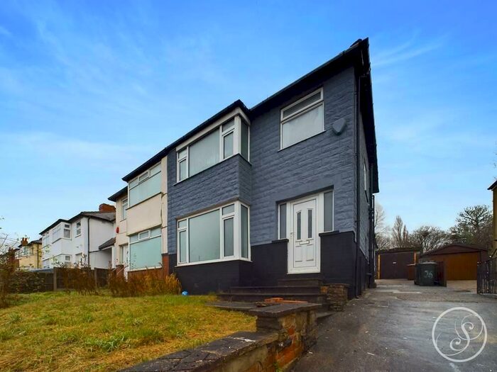 3 Bedroom Semi-Detached House To Rent In Upland Crescent, Leeds, LS8