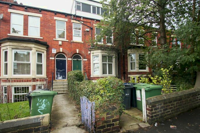 1 Bedroom Flat To Rent In Ash Grove, Hyde Park, Leeds, LS6