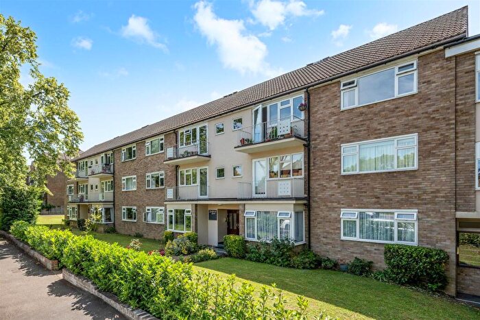 2 Bedroom Apartment For Sale In Overton Road, Sutton, SM2